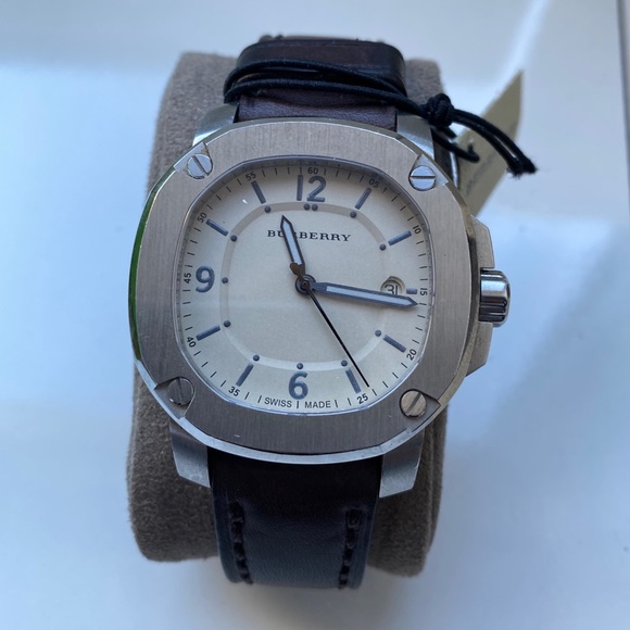 Burberry Beige Stainless Steel The Britain Watch